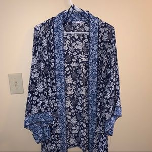 Westport blue/white floral kimono